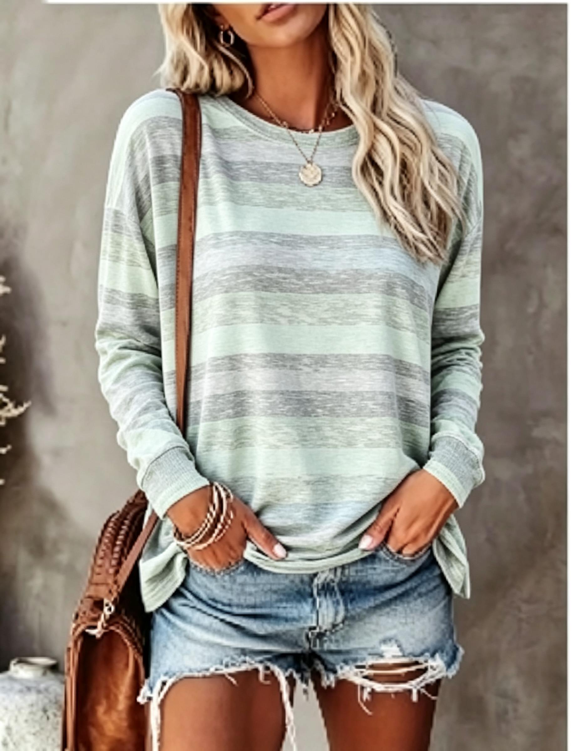 Maglietta a Maniche Lunghe da  - Embellish Knit recensione e prezzo